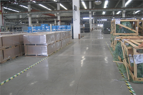 旧水泥地面翻新 旧水泥地面翻新