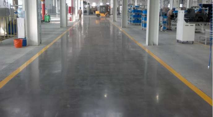 混凝土密封固化剂地坪，相比环氧地坪施工，大大缩短工期