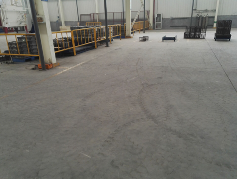 金刚砂耐磨地坪起灰起砂