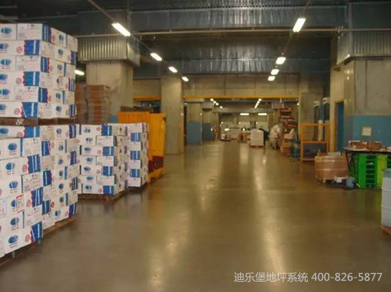 地坪翻新后的杭州佑康食品集团有限公司低温库和车间：使用8年后