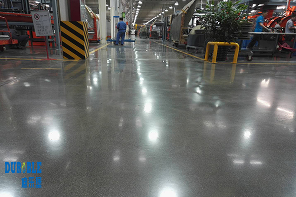 轮胎车间固化地坪