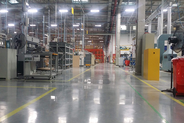 金刚砂耐磨硬化地坪