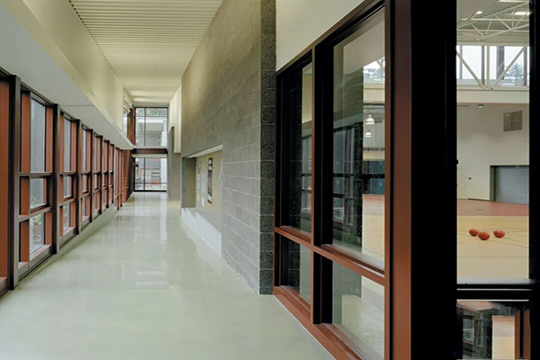 本杰明富兰克林理工学院.jpg 本杰明富兰克林理工学院.jpg
